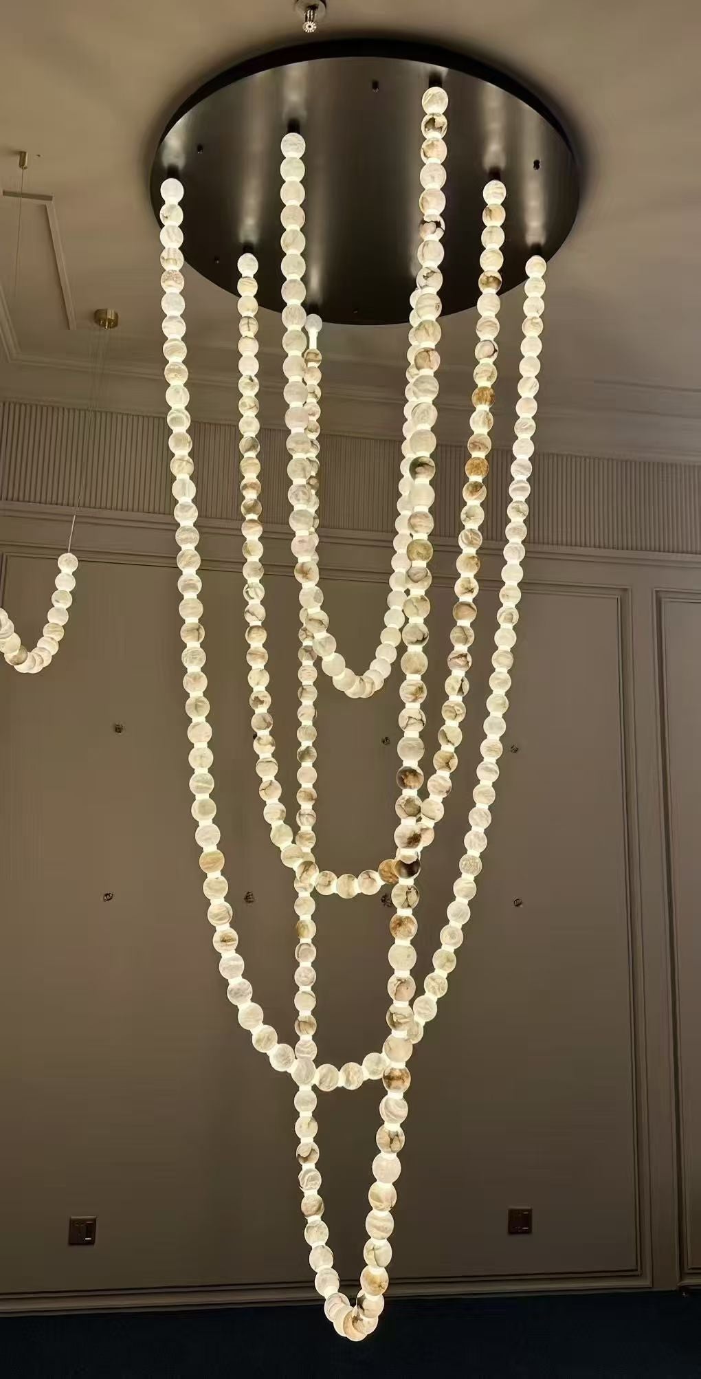 X-Pearl Necklace Chandelier